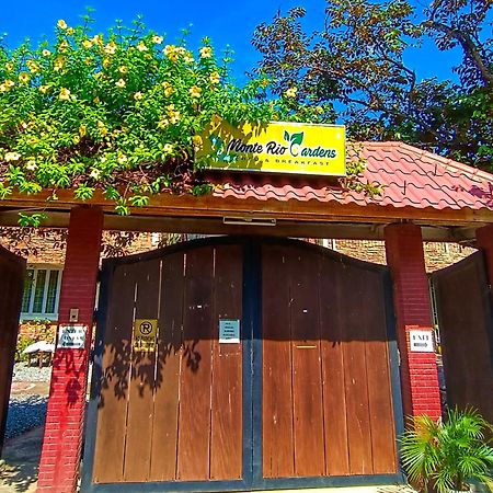 Monte Rio Gardens Bed & Breakfast Аламинос Экстерьер фото