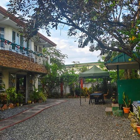 Monte Rio Gardens Bed & Breakfast Аламинос Экстерьер фото