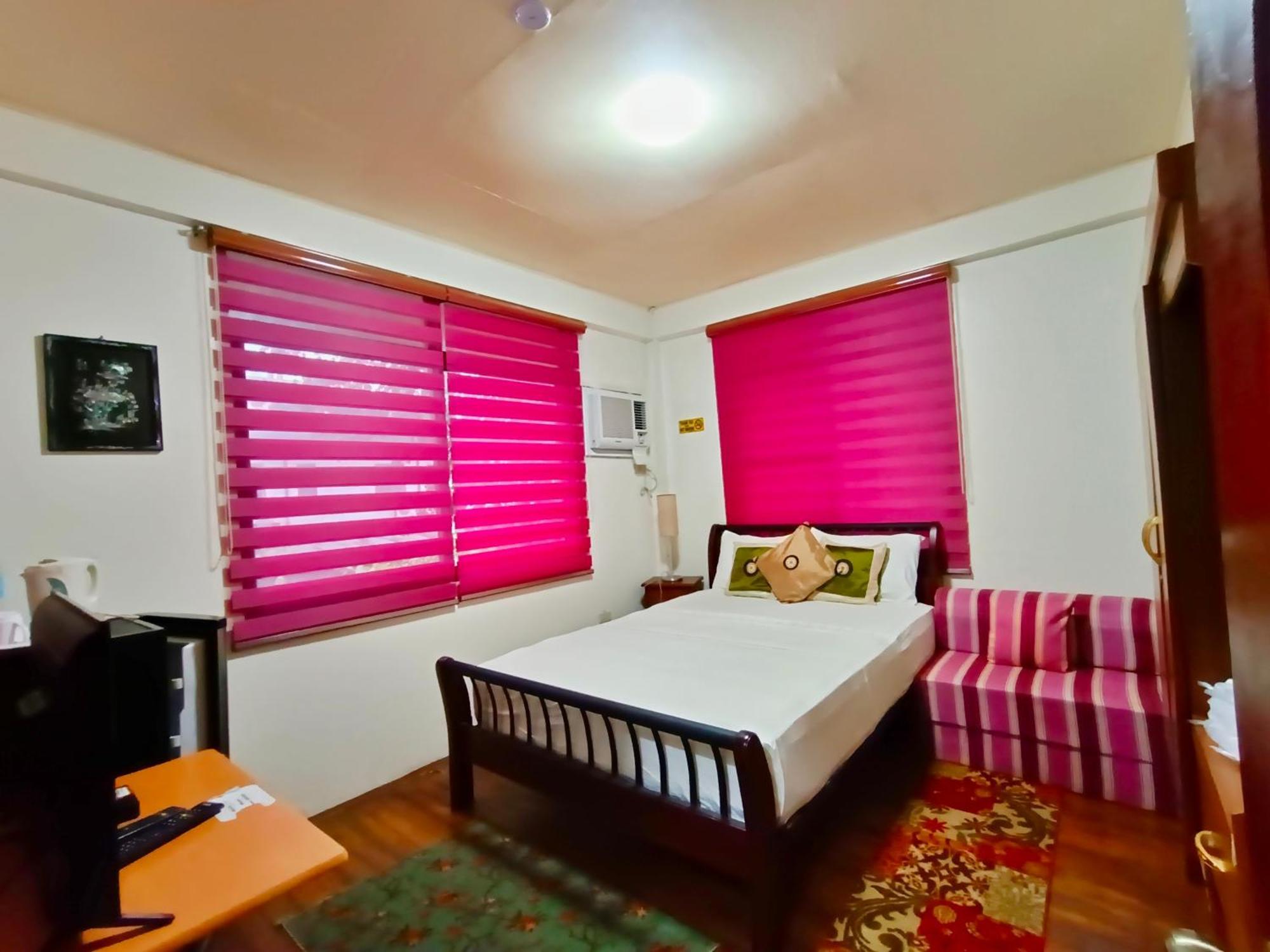 Monte Rio Gardens Bed & Breakfast Аламинос Экстерьер фото